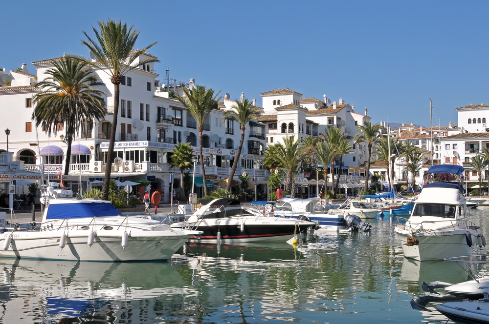 Manilva, Málaga. Vacaciones Semana Santa 2025