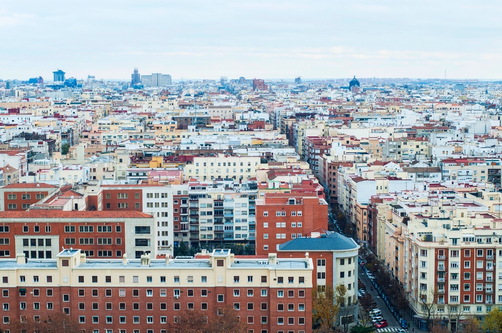 panorámica de la ciudad de Madrid de día