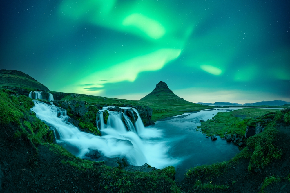 donde ver auroras boreales: islandia