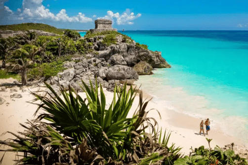 quand partir au Mexique – plage de sable blanc et palmiers