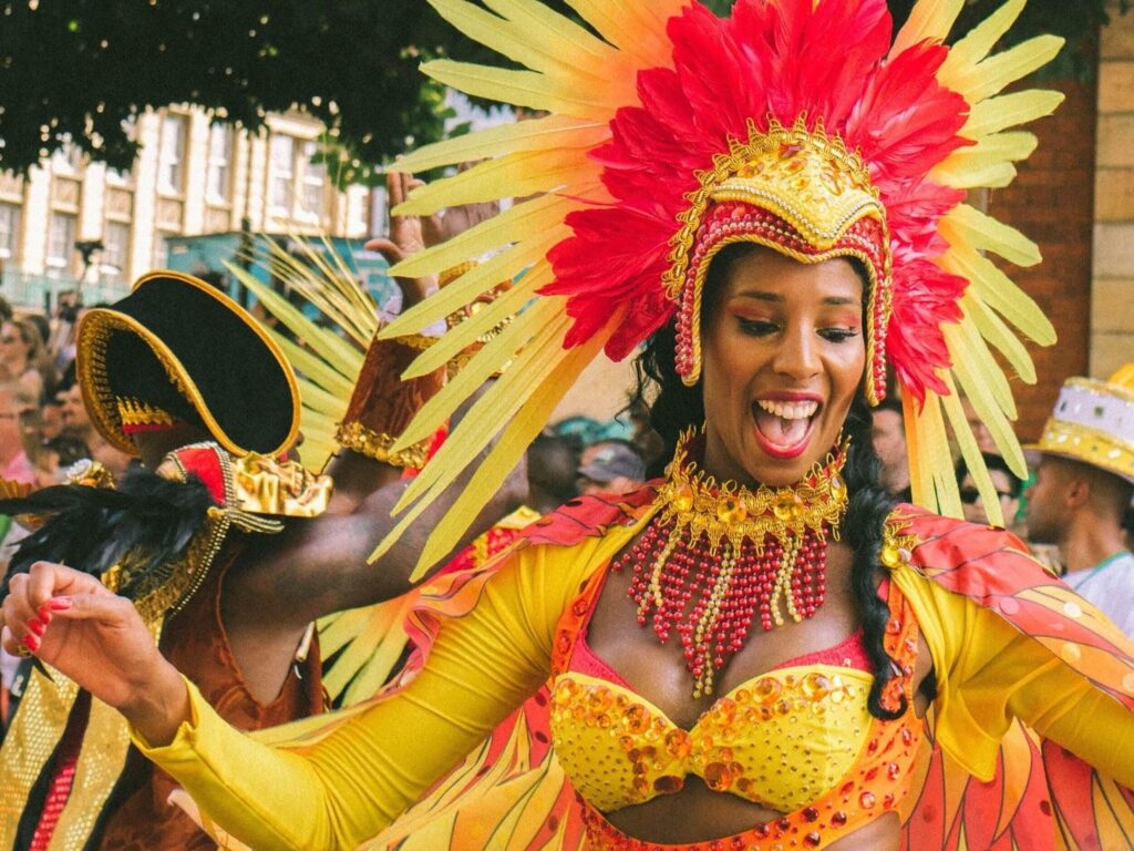 Quando andare ai Caraibi – costumi vivaci al carnevale di Antigua