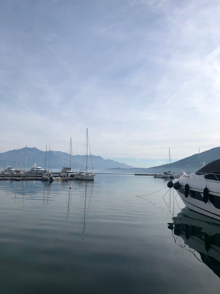 Just a perfect day by the water in Lausanne