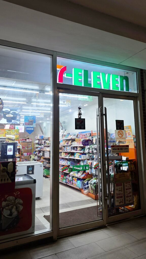 7-11 store in philippines to buy a sim card