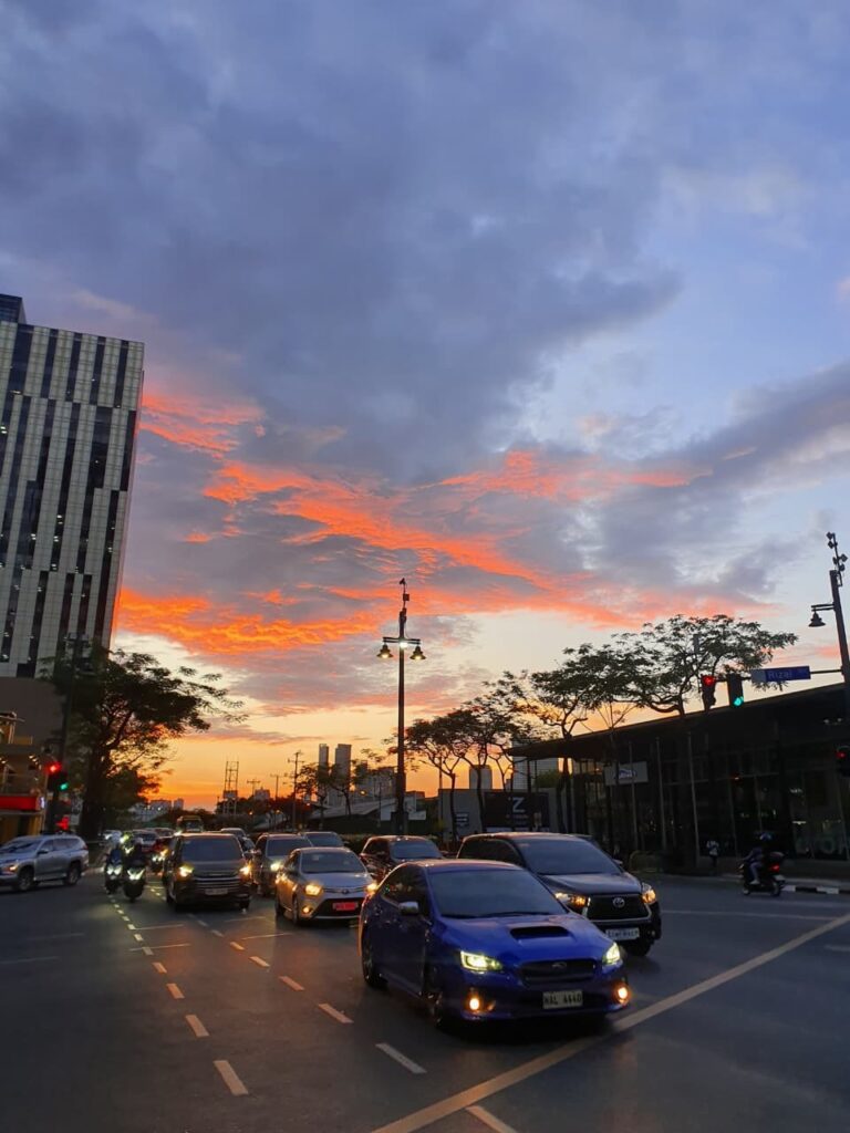 A beautiful sunset in Taguig