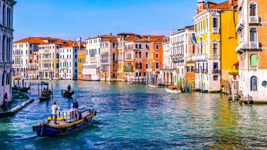 venice increases tourist fees ne